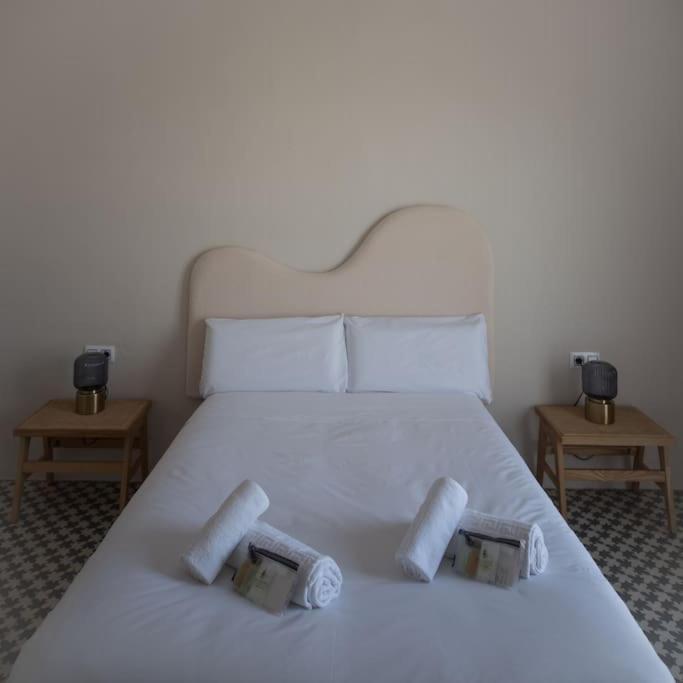 Apartment Mosaic Giralda Sevilla Bagian luar foto